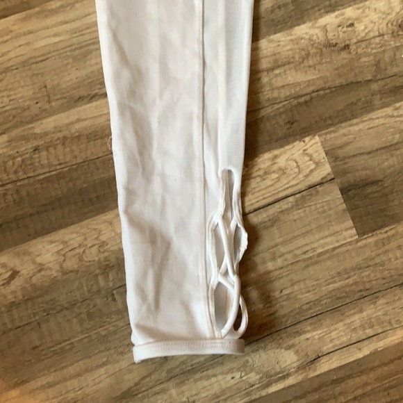 Popflex Activewear White Leggings Sz 4 GUC - Picture 3 of 4